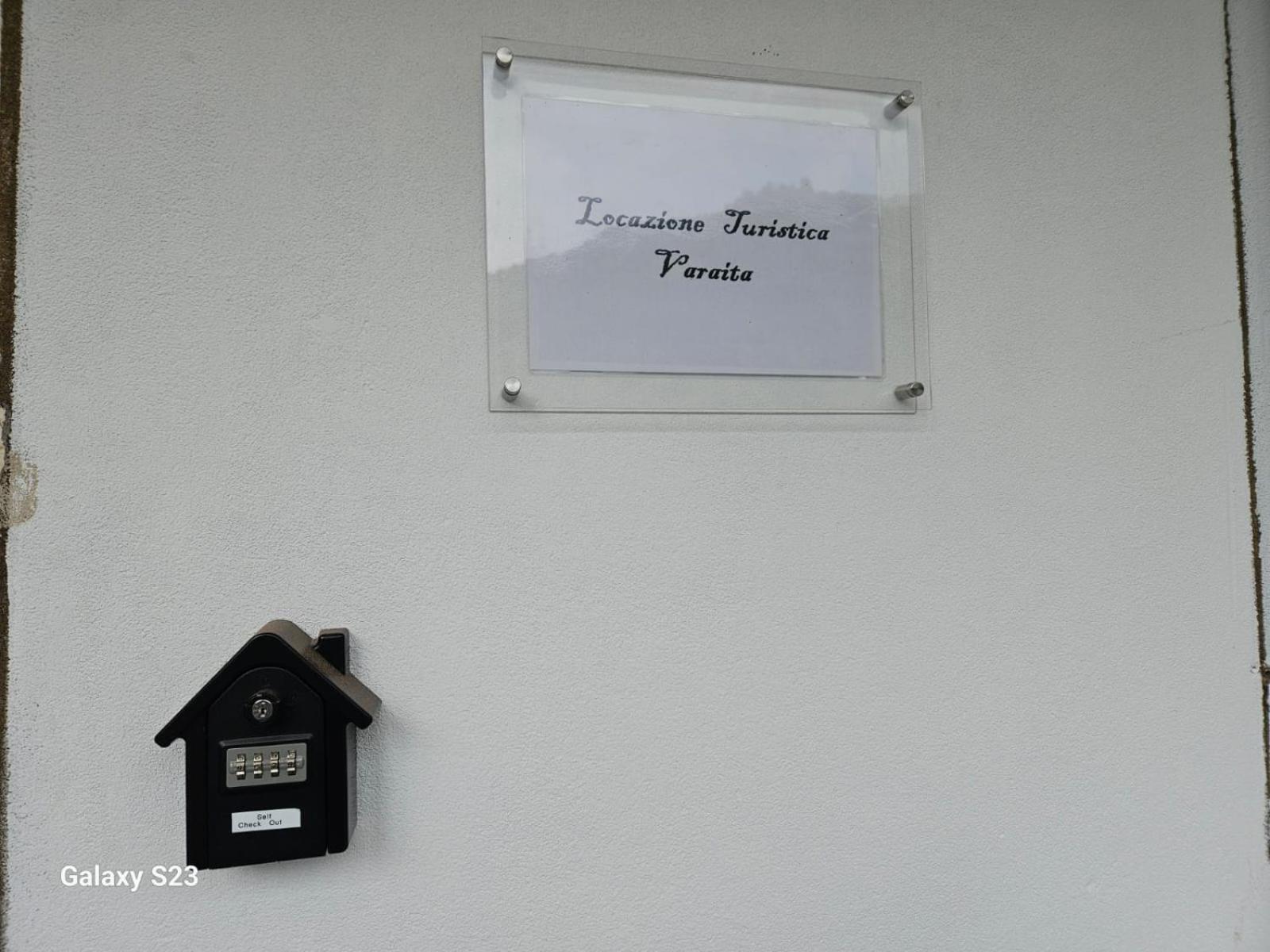 Locazione Turistica Varaita-Brossasco Exteriör bild